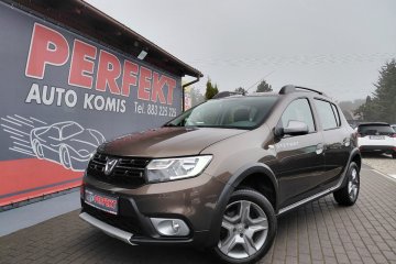STEPWAY Benzyna Elektryka LED Klimatyzacja Koła Zimowe